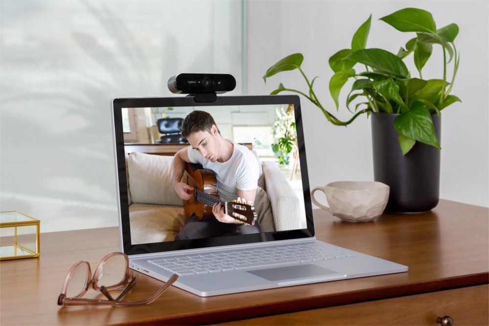 Logitech Brio Ultra HD Pro Zakelijk | 4K 30FPS USB Webcam met Microfoon – 9