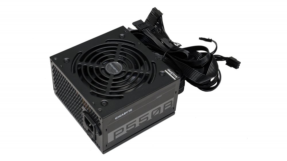 Gigabyte P550B | 550W Bronze | 20+4 Pin | ATX | Zwart | Voeding – 1