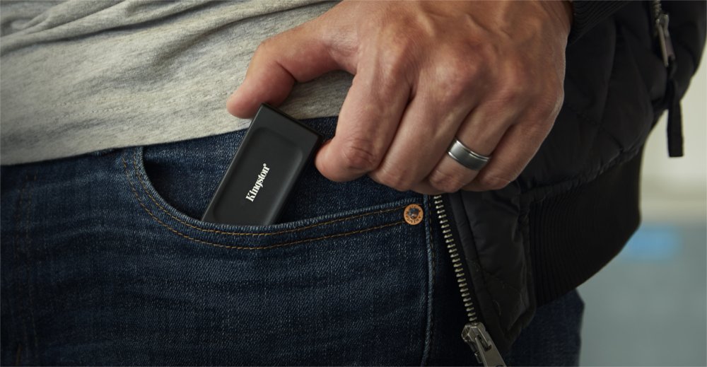 Kingston XS1000 | Externe SSD | 1TB | USB 3.2 Gen 2 | Compact & Draagbaar – 5 Kingston XS1000 | Externe SSD | 1TB | USB 3.2 Gen 2 | Compact & Draagbaar – 5