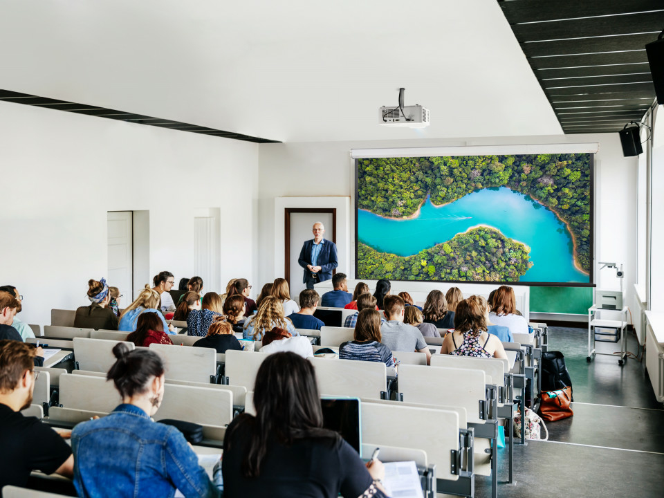 ccab1f626ea4485889f80a8cf8ca6e0b9b4e6c66